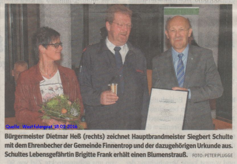 2016 02 18 WP Siegbert Schulte erhält Ehrenbecher der Gemeinde Bild